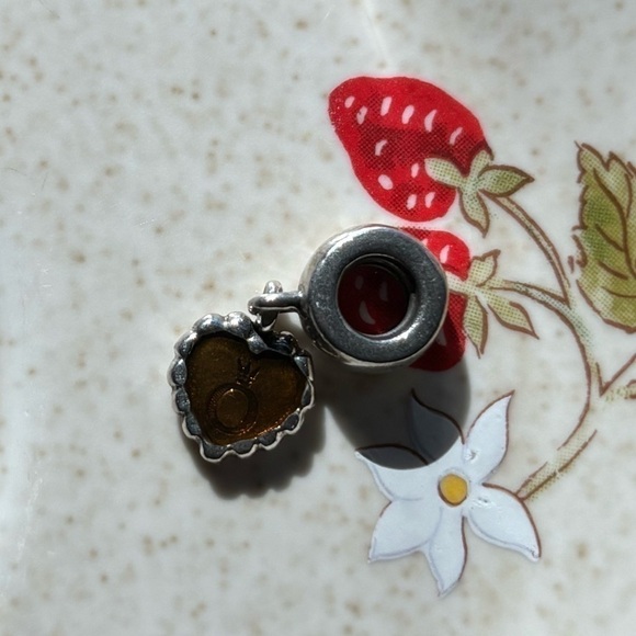 Pandora genuine cognac heart retired heart charm - Picture 2 of 7